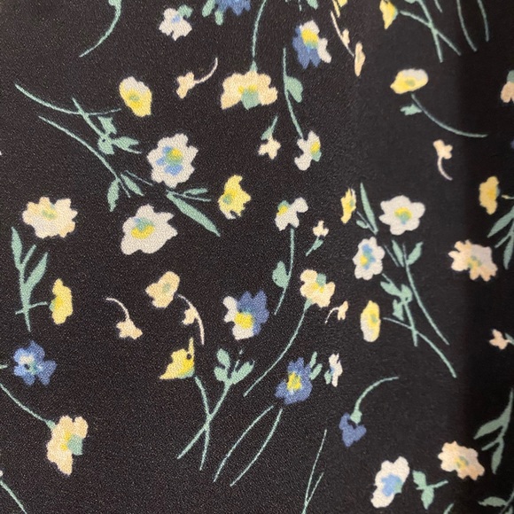 Flower blouse - Picture 7 of 7